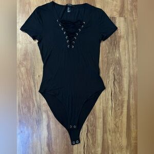 Xs , forever 21 women’s bodysuit, snap gusset, gently worn, black